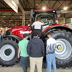 Innovative macchine per l'agricolura. Agriumbria Fiera Nazionale Agricoltura, Zootecnia, Alimentazione